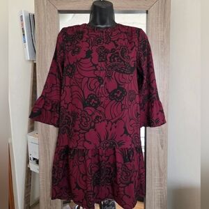 ☆LOFT Burgundy and Black Floral Dress☆